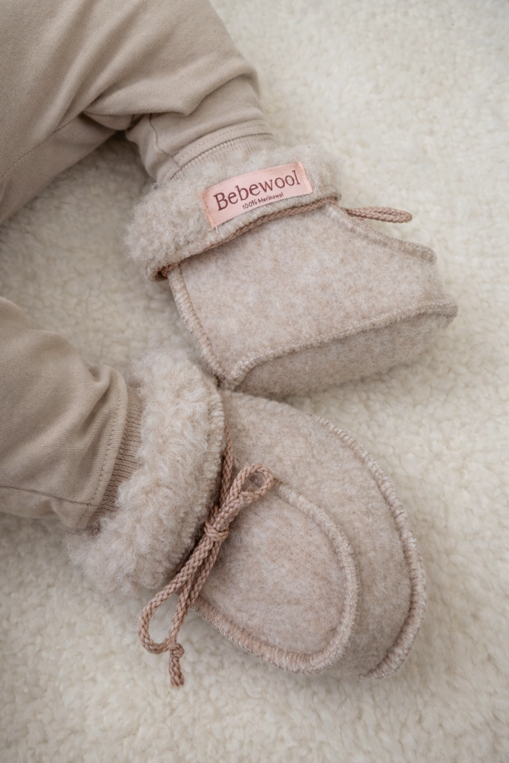 Merino wollen slofjes Beige 6/12mnd.