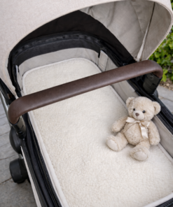 Alternative view of Merino wollen kinderwagen onderlegger 33/73 cm