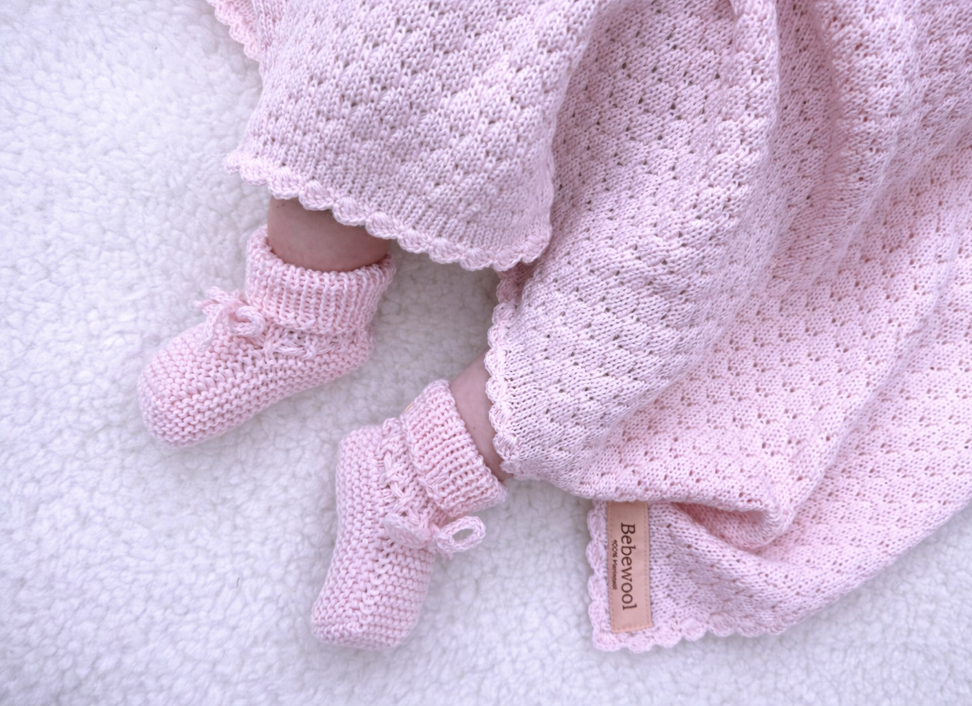 Gehaakte merino wollen babydeken roze 70/100cm