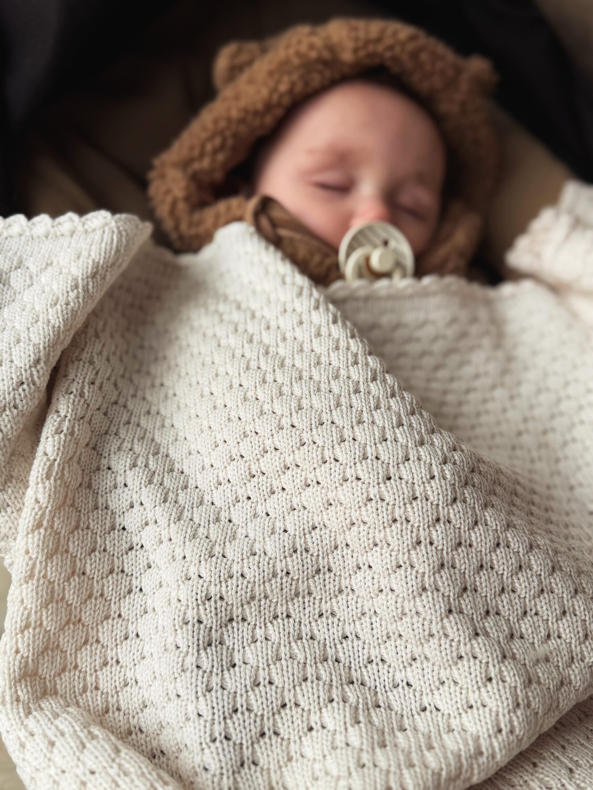 Gehaakte merino wollen babydeken beige 70/100cm